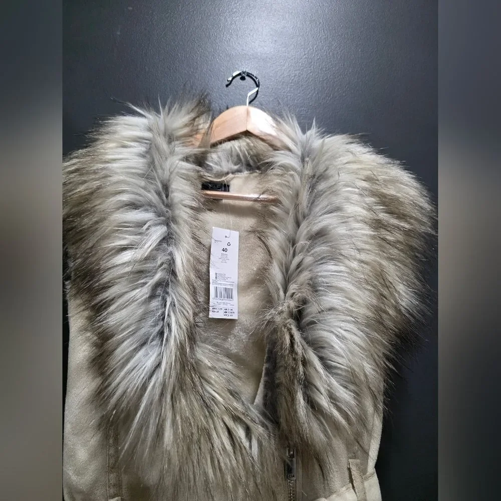 F&F Beige Plush Faux Fur Gilet Long Line Vest Belted Utility Pockets 8 NWT